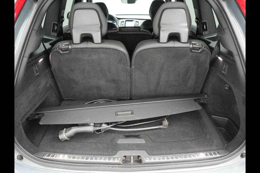 Volvo XC90 T8 Recharge AWD R-Design Long Range PHEV 456pk Dealer O.H | Adaptive Cruise | Camera | Lederen Sportstoelen Memory & Verwarmd | Apple Carplay | Keyless | BLIS | Pilot Assist | Stuurverwarming | Virtual | Navigatie | DAB | 20"L.M | Plug In Hybrid |