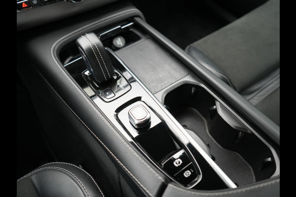 Volvo XC90 T8 Recharge AWD R-Design Long Range PHEV 456pk Dealer O.H | Adaptive Cruise | Camera | Lederen Sportstoelen Memory & Verwarmd | Apple Carplay | Keyless | BLIS | Pilot Assist | Stuurverwarming | Virtual | Navigatie | DAB | 20"L.M | Plug In Hybrid |