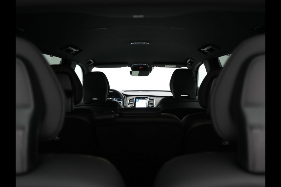 Volvo XC90 T8 Recharge AWD R-Design Long Range PHEV 456pk Dealer O.H | Adaptive Cruise | Camera | Lederen Sportstoelen Memory & Verwarmd | Apple Carplay | Keyless | BLIS | Pilot Assist | Stuurverwarming | Virtual | Navigatie | DAB | 20"L.M | Plug In Hybrid |
