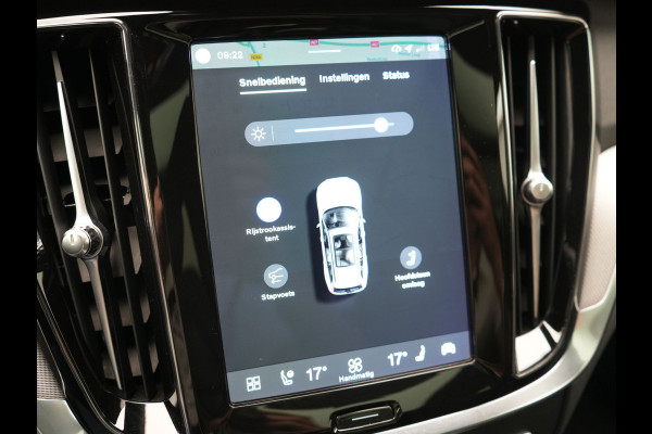 Volvo V60 T6 PHEV AWD Plus Dark Long Range 350pk Dealer O.H | Trekhaak Af Fabriek | Panodak | Adaptive Cruise | 360 Camera | Sportstoelen Memory & Verwarmd | Keyless | Apple Carplay | Pilot Assist | Stuurverwarming | Google Assistant & Maps | Navigatie | Virtual | DAB | 19"L.M | Plug In Hybrid |