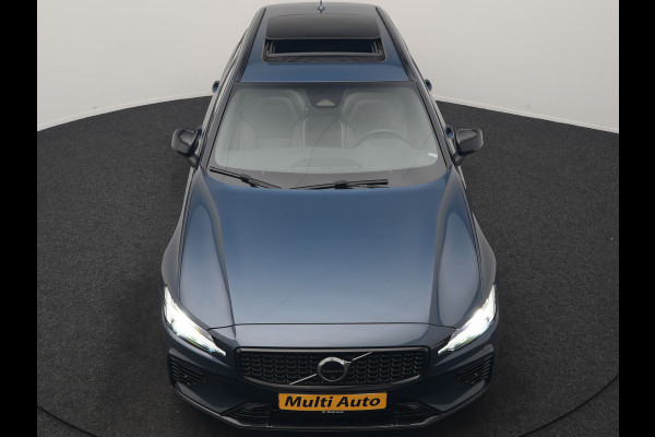 Volvo V60 T6 PHEV AWD Plus Dark Long Range 350pk Dealer O.H | Trekhaak Af Fabriek | Panodak | Adaptive Cruise | 360 Camera | Sportstoelen Memory & Verwarmd | Keyless | Apple Carplay | Pilot Assist | Stuurverwarming | Google Assistant & Maps | Navigatie | Virtual | DAB | 19"L.M | Plug In Hybrid |