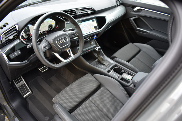 Audi Q3 Sportback 45 TFSI e S-Line 245 Pk Pano Navi Leder Keyless Apple Carplay 21 Inch