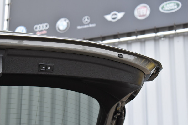 Audi Q3 Sportback 45 TFSI e S-Line 245 Pk Pano Navi Leder Keyless Apple Carplay 21 Inch