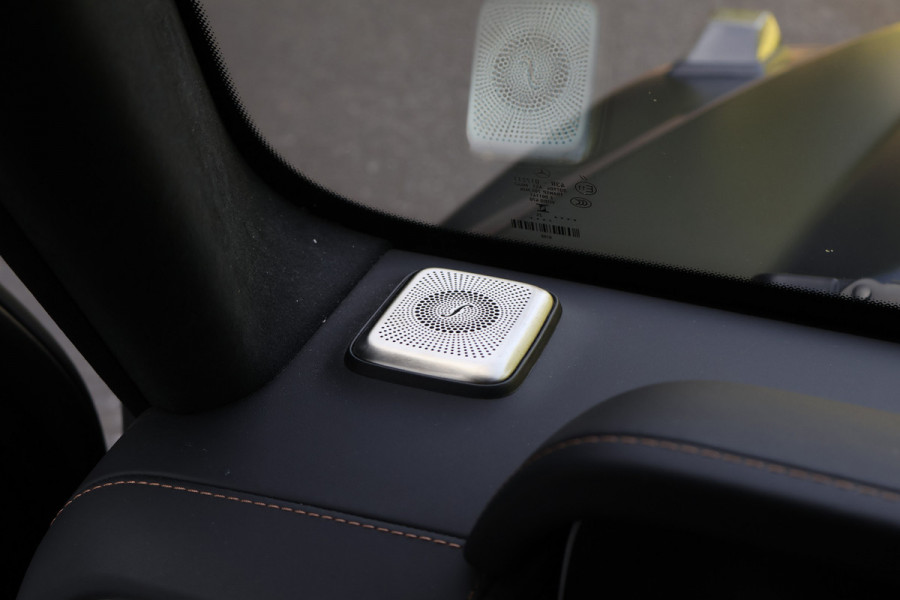 Mercedes-Benz G-Klasse 580 EQ | G63 PAKKET | MANUFAKTUR | SUPERIOR LINE | AMG LINE | COMFORT PAKKET | MASSAGE | VOSSEN VELGEN | ADAPTIVE CRUISE | MATZWART | STOELVERKOELING/VERWARMING/MASSAGE | STUURVERWARMING | BTW-AUTO