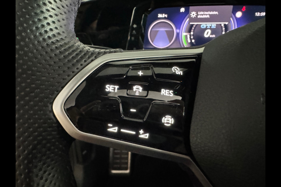 Volkswagen Golf 1.4 eHybrid GTE Pano|HuD|Acc|Camera|Sfeer|Lane Assist