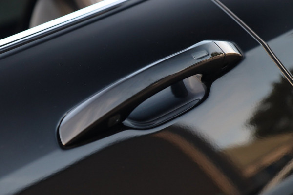 Audi A6 quattro 55 TFSI S-line / PANO / HUD / B&O / ACC / KEYLESS / CAMERA