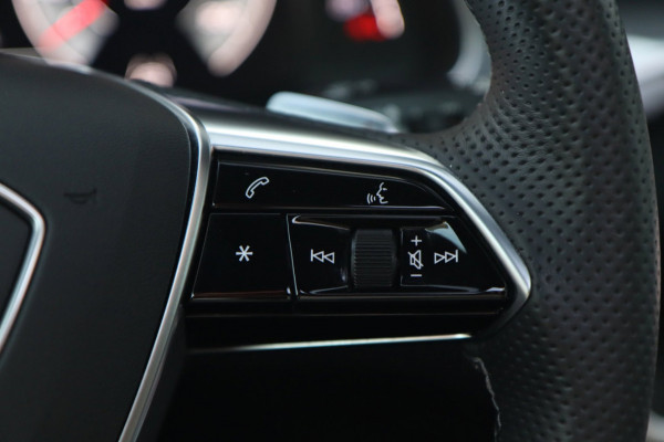 Audi A6 quattro 55 TFSI S-line / PANO / HUD / B&O / ACC / KEYLESS / CAMERA