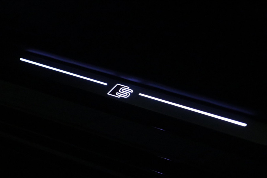 Audi A6 quattro 55 TFSI S-line / PANO / HUD / B&O / ACC / KEYLESS / CAMERA