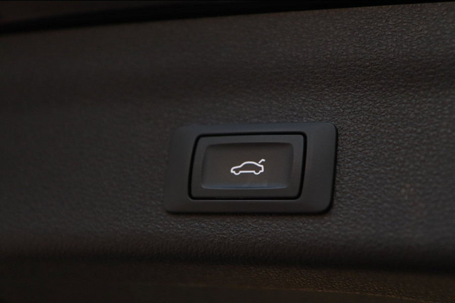 Audi A6 quattro 55 TFSI S-line / PANO / HUD / B&O / ACC / KEYLESS / CAMERA