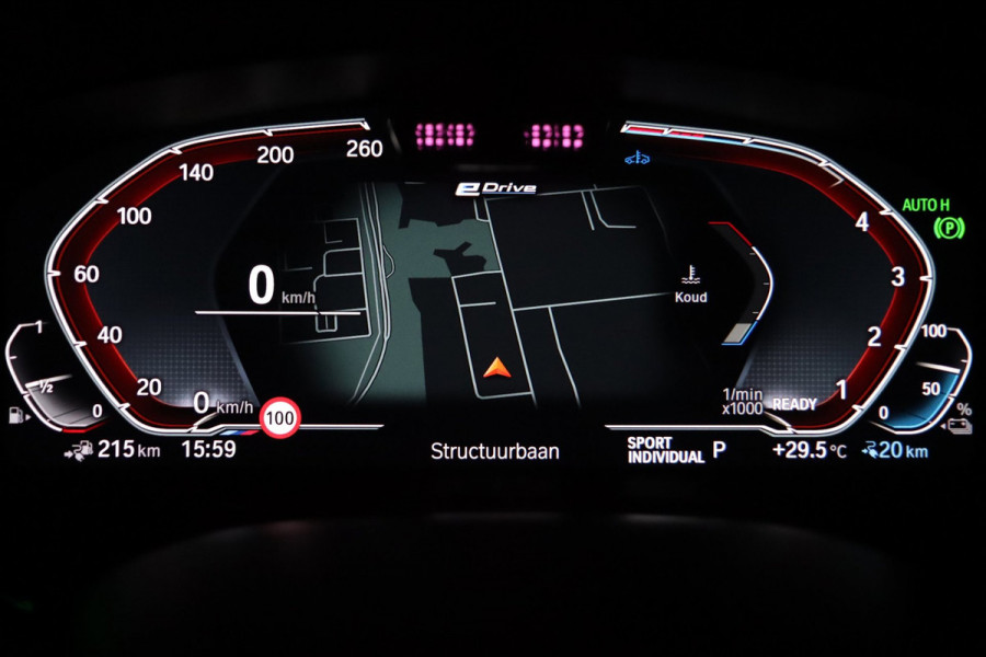 BMW 5 Serie Touring 530e M Sport / PANO / LASER / HUD / ACC / KEYLESS / CAMERA