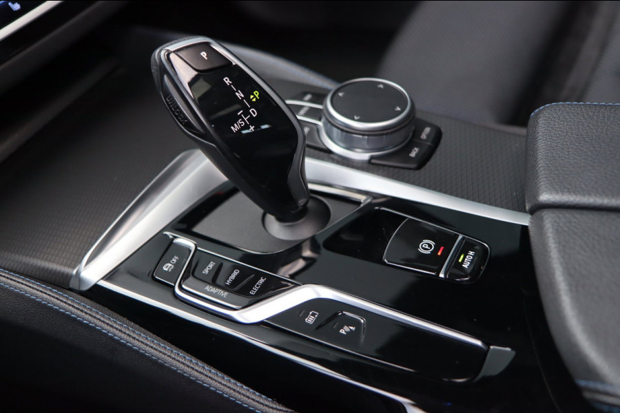 BMW 5 Serie Touring 530e M Sport / PANO / LASER / HUD / ACC / KEYLESS / CAMERA