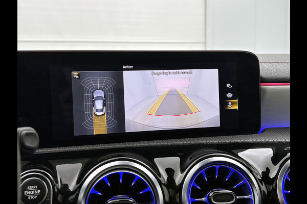Mercedes-Benz CLA-Klasse 250 Premium Plus AMG-Line (Perfect OndH, Panorama, SfeerV, Camera, Navi, V+A, StoelV, Lane Assist, Etc)