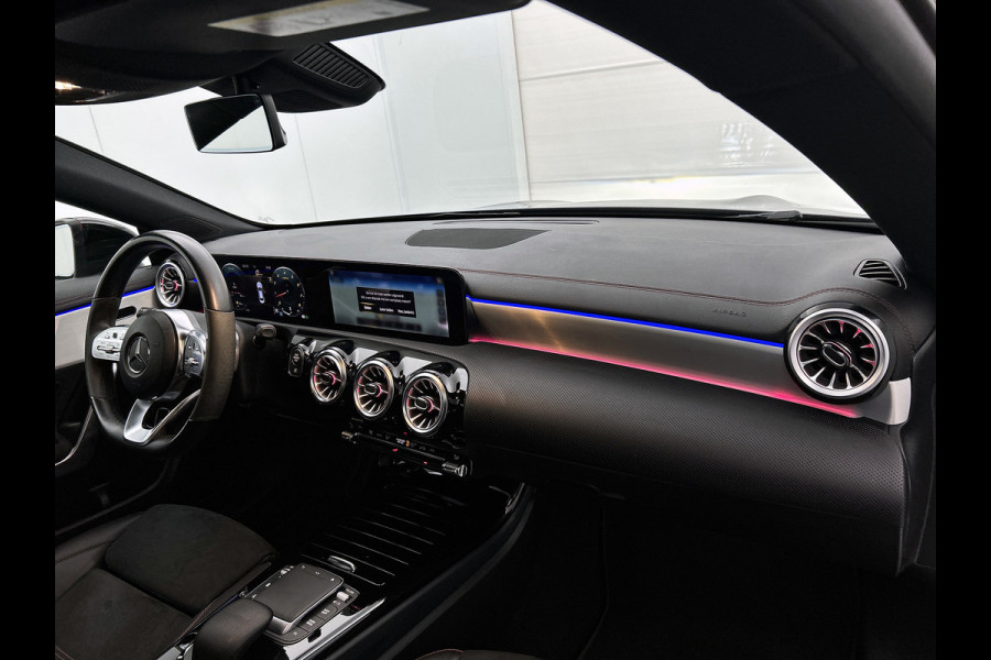 Mercedes-Benz CLA-Klasse 250 Premium Plus AMG-Line (Perfect OndH, Panorama, SfeerV, Camera, Navi, V+A, StoelV, Lane Assist, Etc)