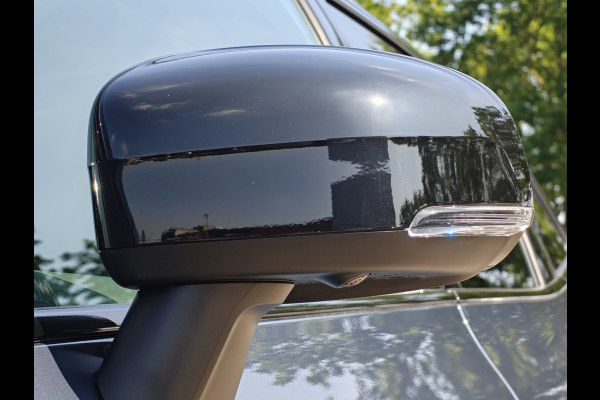 Volvo XC60 T8 AWD 455PK Plug-in hybrid Plus Black Edition | Facelift | Trekhaak | Blis | Luchtvering | Pano | ACC | 360 Camera | HUD | H&K | Elektr. stoelen |