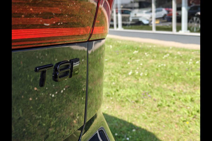 Volvo XC60 T8 AWD 455PK Plug-in hybrid Plus Black Edition | Facelift | Trekhaak | Blis | Luchtvering | Pano | ACC | 360 Camera | HUD | H&K | Elektr. stoelen |