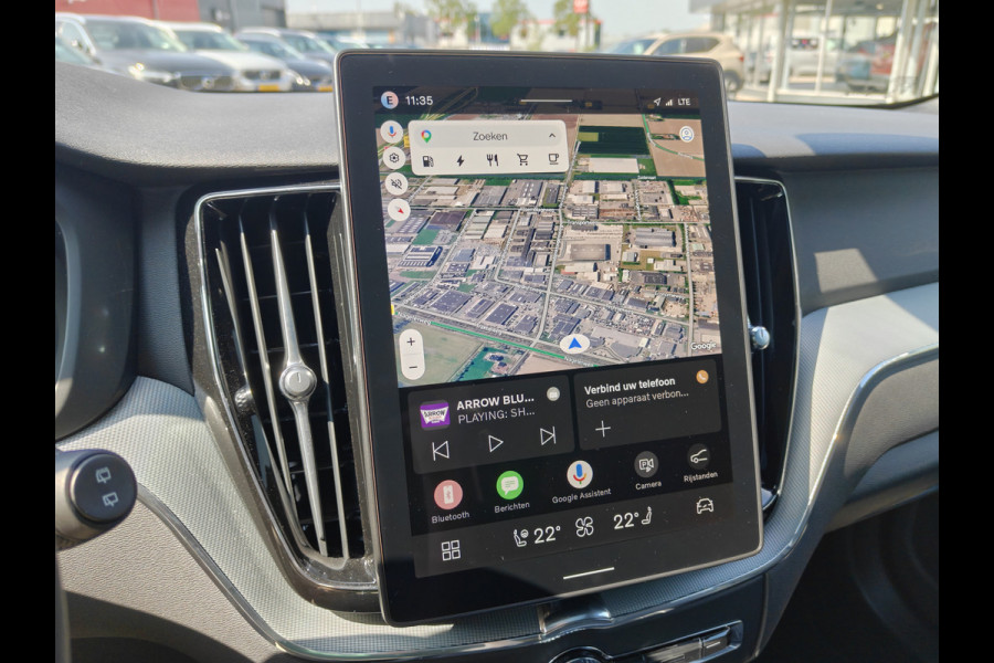 Volvo XC60 T8 AWD 455PK Plug-in hybrid Plus Black Edition | Facelift | Trekhaak | Blis | Luchtvering | Pano | ACC | 360 Camera | HUD | H&K | Elektr. stoelen |