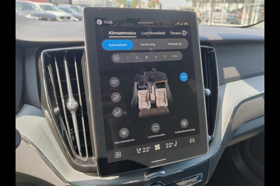 Volvo XC60 T8 AWD 455PK Plug-in hybrid Plus Black Edition | Facelift | Trekhaak | Blis | Luchtvering | Pano | ACC | 360 Camera | HUD | H&K | Elektr. stoelen |