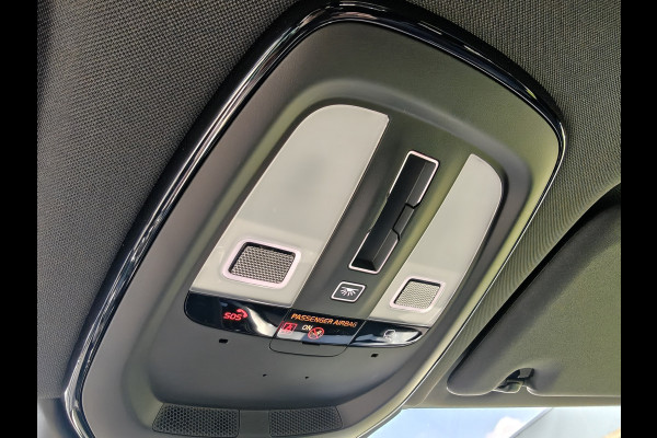 Volvo XC60 T8 AWD 455PK Plug-in hybrid Plus Black Edition | Facelift | Trekhaak | Blis | Luchtvering | Pano | ACC | 360 Camera | HUD | H&K | Elektr. stoelen |
