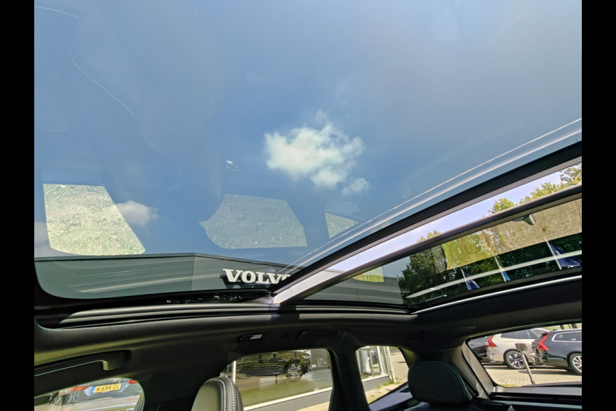 Volvo XC60 T8 AWD 455PK Plug-in hybrid Plus Black Edition | Facelift | Trekhaak | Blis | Luchtvering | Pano | ACC | 360 Camera | HUD | H&K | Elektr. stoelen |