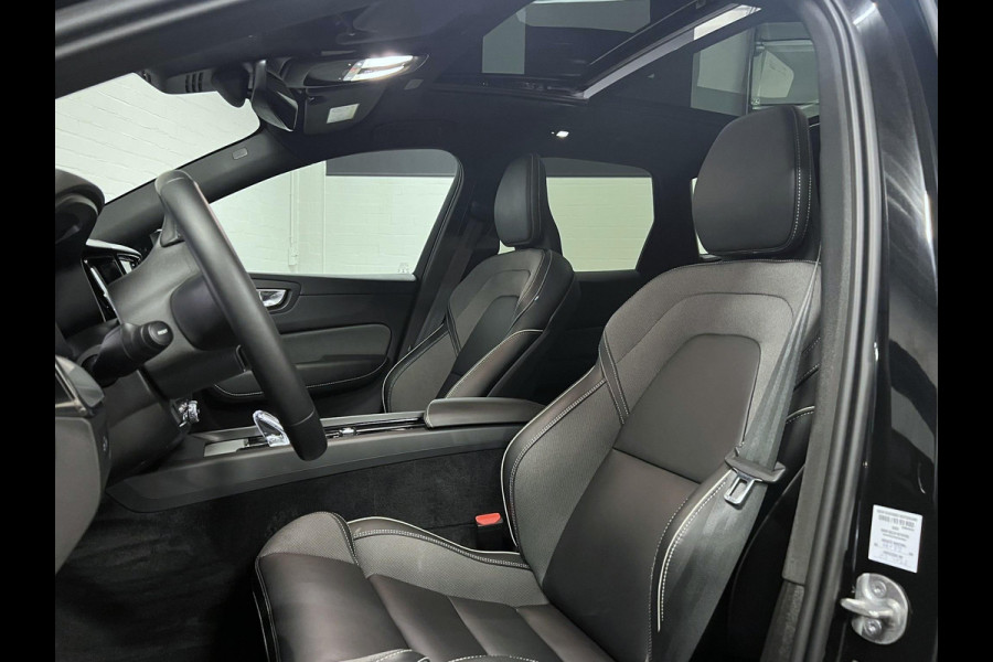 Volvo XC60 T6 AWD Plug-in hybrid Plus Black Edition Trekhaak | Adapt. cruise | Open dak | Harman/Kardon | Stoel-/Stuurverwarming | 360 camera | Google | Memory