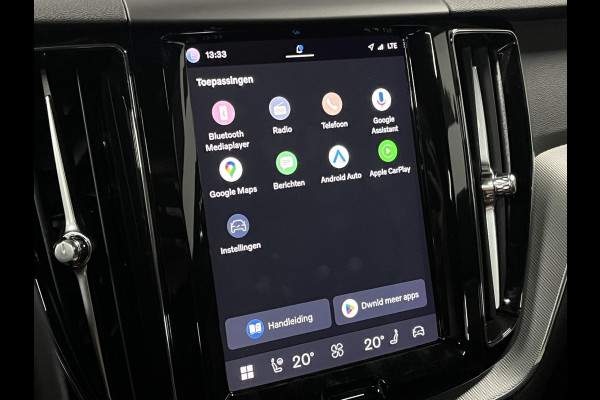 Volvo XC60 T6 AWD Plug-in hybrid Plus Black Edition Trekhaak | Adapt. cruise | Open dak | Harman/Kardon | Stoel-/Stuurverwarming | 360 camera | Google | Memory