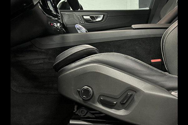Volvo XC60 T6 AWD Plug-in hybrid Plus Black Edition Trekhaak | Adapt. cruise | Open dak | Harman/Kardon | Stoel-/Stuurverwarming | 360 camera | Google | Memory