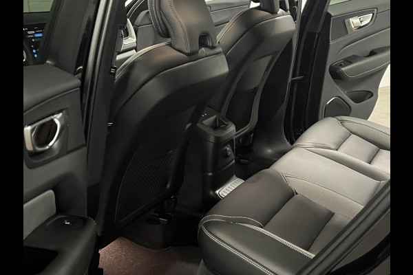 Volvo XC60 T6 AWD Plug-in hybrid Plus Black Edition Trekhaak | Adapt. cruise | Open dak | Harman/Kardon | Stoel-/Stuurverwarming | 360 camera | Google | Memory