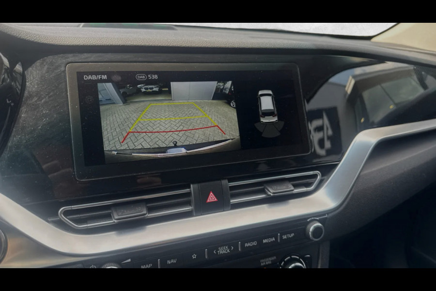 Kia e-Niro Edition 64 kWh (NL-auto, 1e Eig, Navi, Carplay, StoelV, Camera, PDC V+A, Lane Assist, Etc)
