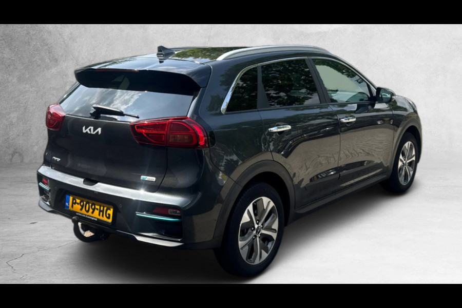 Kia e-Niro Edition 64 kWh (NL-auto, 1e Eig, Navi, Carplay, StoelV, Camera, PDC V+A, Lane Assist, Etc)