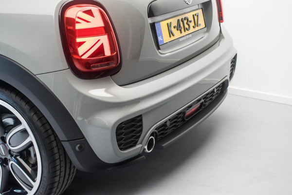 MINI Mini 1.5 Cooper FULL OPTION NL-auto [ JCW-Pakket Panoramadak Harman Kardon HUD Digital Dash Keyless Stoelverwarming ]