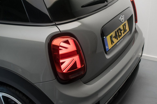 MINI Mini 1.5 Cooper FULL OPTION NL-auto [ JCW-Pakket Panoramadak Harman Kardon HUD Digital Dash Keyless Stoelverwarming ]