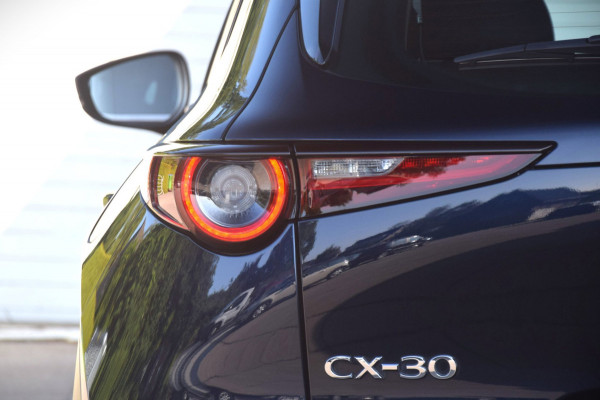 Mazda CX-30 2.0 e-SkyActiv-G M Hybrid TREKHAAK/APPLE CARPLAY/ADAPTIEVE CRUISE
