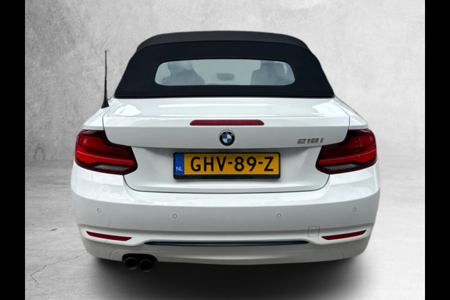 BMW 2 Serie Cabrio 218i High Executive (Goed OnderH, Navi, StoelV, Cruise Con, Parkeersensoren, Etc)