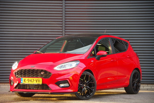 Ford Fiesta 1.0 EcoBoost Vignale ST-line 125PK, PANO, STOELVERWARMING, ADAPT. CRUISE, CLIMA, NAVI, PARKEERSENSOREN