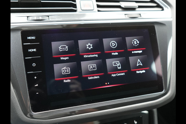 Volkswagen Tiguan 1.4 TSI eHybrid R-Line PHEV 245pk Dealer O.H | Adaptive Cruise | Head Up | Camera | IQ Light | Sportstoelen Verwarmd | Apple Carplay | Keyless | BLIS | Navigatie | Virtual | DAB | 19"L.M | Plug In Hybrid |
