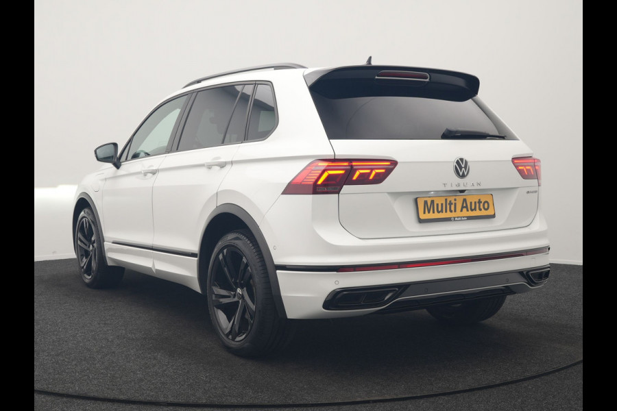 Volkswagen Tiguan 1.4 TSI eHybrid R-Line PHEV 245pk Dealer O.H | Adaptive Cruise | Head Up | Camera | IQ Light | Sportstoelen Verwarmd | Apple Carplay | Keyless | BLIS | Navigatie | Virtual | DAB | 19"L.M | Plug In Hybrid |