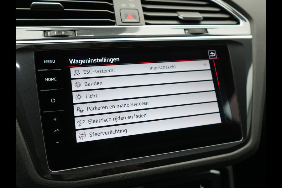Volkswagen Tiguan 1.4 TSI eHybrid R-Line PHEV 245pk Dealer O.H | Adaptive Cruise | Head Up | Camera | IQ Light | Sportstoelen Verwarmd | Apple Carplay | Keyless | BLIS | Navigatie | Virtual | DAB | 19"L.M | Plug In Hybrid |