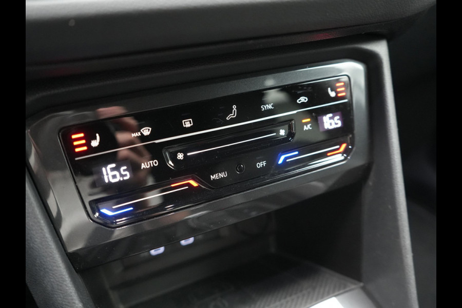 Volkswagen Tiguan 1.4 TSI eHybrid R-Line PHEV 245pk Dealer O.H | Adaptive Cruise | Head Up | Camera | IQ Light | Sportstoelen Verwarmd | Apple Carplay | Keyless | BLIS | Navigatie | Virtual | DAB | 19"L.M | Plug In Hybrid |