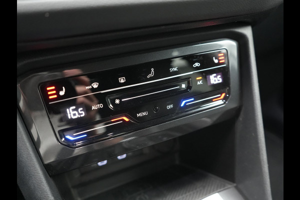 Volkswagen Tiguan 1.4 TSI eHybrid R-Line PHEV 245pk Dealer O.H | Adaptive Cruise | Head Up | Camera | IQ Light | Sportstoelen Verwarmd | Apple Carplay | Keyless | BLIS | Navigatie | Virtual | DAB | 19"L.M | Plug In Hybrid |