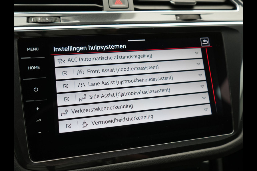 Volkswagen Tiguan 1.4 TSI eHybrid R-Line PHEV 245pk Dealer O.H | Adaptive Cruise | Head Up | Camera | IQ Light | Sportstoelen Verwarmd | Apple Carplay | Keyless | BLIS | Navigatie | Virtual | DAB | 19"L.M | Plug In Hybrid |