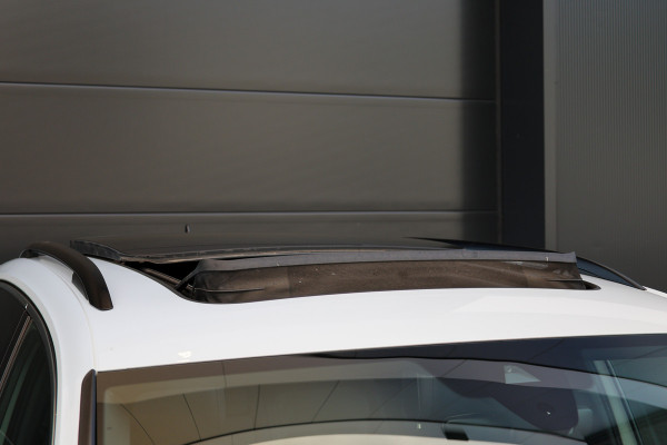 Volkswagen Tiguan 1.4 TSI eHybrid R-Line Business | BTW | PANORAMADAK | IQ-LIGHT | KEYLESS | ACC | ELEK KOFFERKLEP |