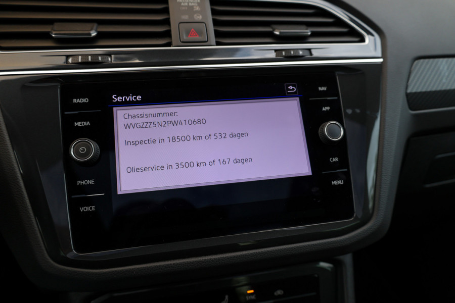 Volkswagen Tiguan 1.4 TSI eHybrid R-Line Business | BTW | PANORAMADAK | IQ-LIGHT | KEYLESS | ACC | ELEK KOFFERKLEP |