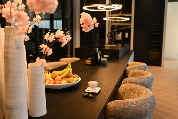 Volkswagen T-Roc 1.5 TSI R-Line Business | KEYLESS | CAMERA | IQ LIGHT | STOEL&STUURVERW | DIGITAL | ELEK KOFFERKLEP |
