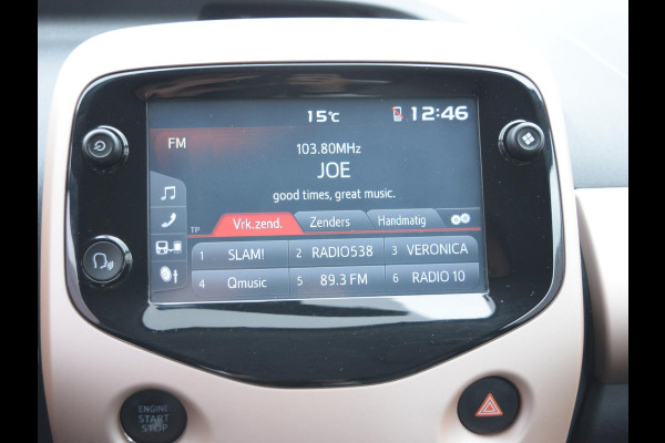 Citroën C1 1.0 VTi Elle | 72 PK | CARPLAY | ACHTERUITRIJCAMERA | LMV | CLIMATE CONTROL |