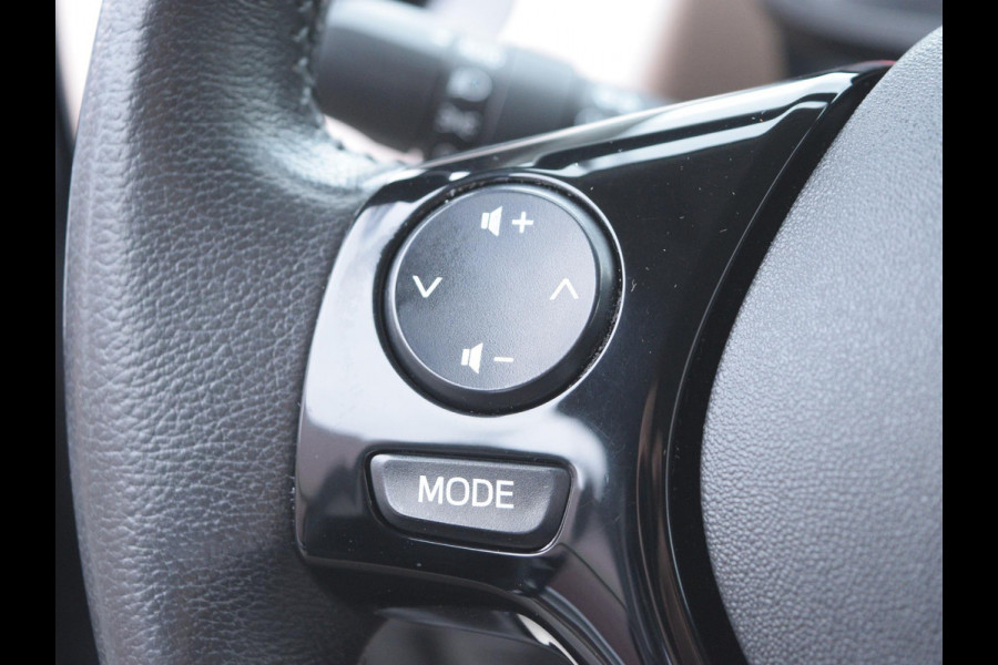 Citroën C1 1.0 VTi Elle | 72 PK | CARPLAY | ACHTERUITRIJCAMERA | LMV | CLIMATE CONTROL |