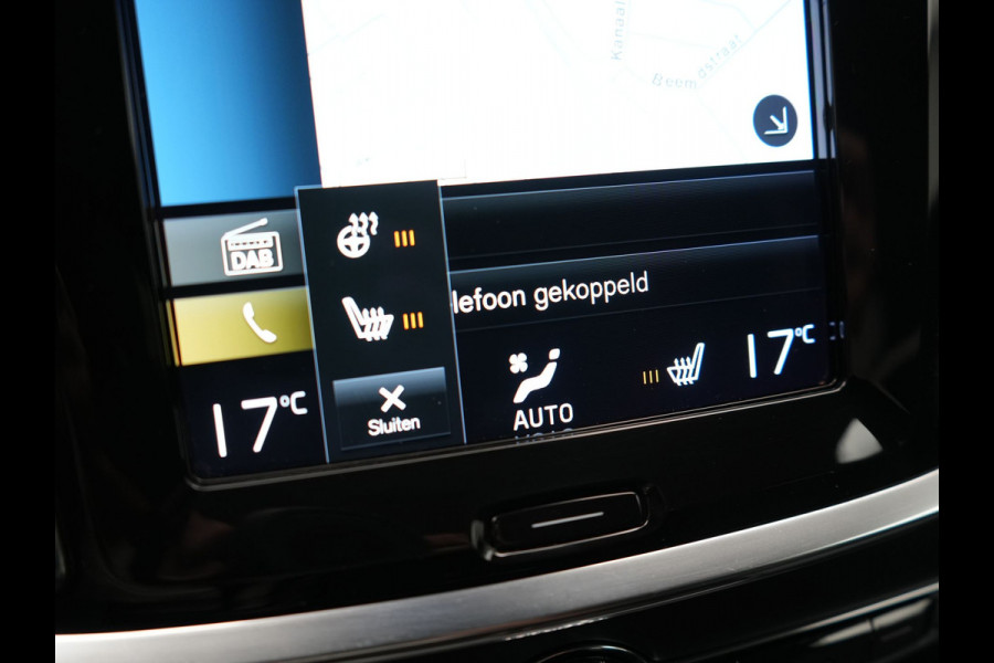 Volvo V60 T6 Recharge AWD Inscription PHEV 340pk Dealer O.H | Trekhaak Af Fabriek | Camera | Harman / Kardon | Lederen Sportstoelen Verwarmd | Cruise Control | Apple Carplay | Stuurverwarming | Keyless | Virtual | Navigatie | DAB | 18"L.M |