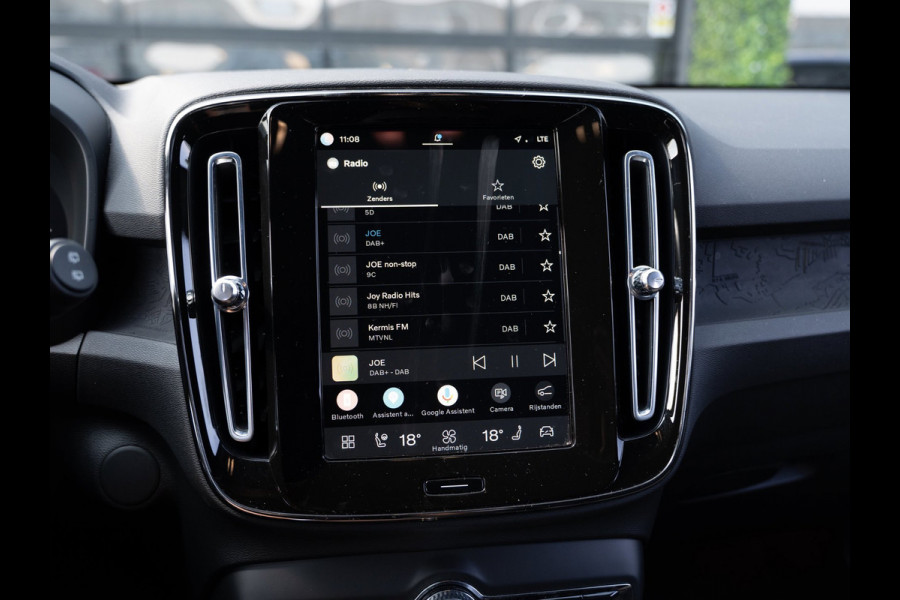 Volvo XC40 Single Motor Plus 69 kWh | SOH 95% | Carplay | Camera | Pilot Assist