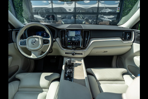Volvo XC60 2.0 T8 455PK Plug-in hybrid AWD Ultimate Dark | SOH 99,8% | Pano | H/K Sound | Surround View