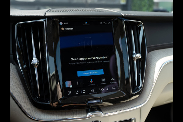 Volvo XC60 2.0 T8 455PK Plug-in hybrid AWD Ultimate Dark | SOH 99,8% | Pano | H/K Sound | Surround View