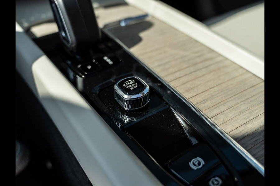 Volvo XC60 2.0 T8 455PK Plug-in hybrid AWD Ultimate Dark | SOH 99,8% | Pano | H/K Sound | Surround View